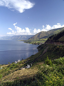 Toba See in einem Vulkankrater